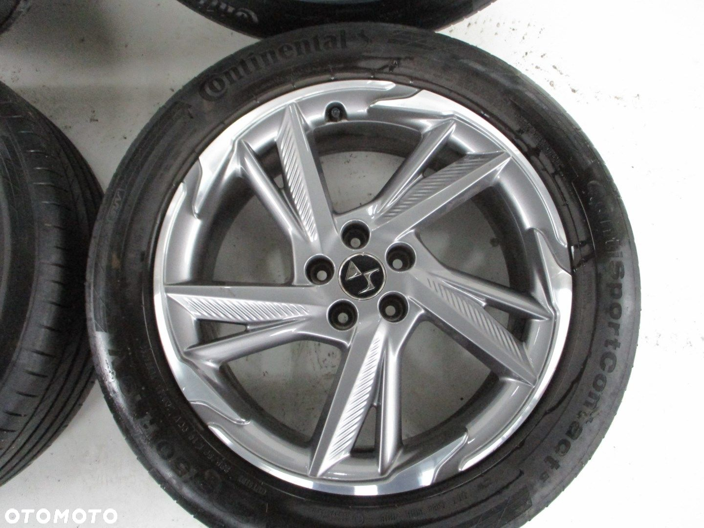 Koła felgi opony CITROEN DS7 R19 - 5