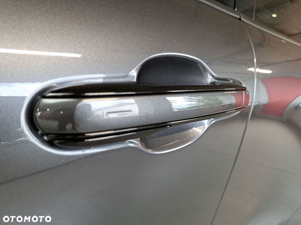 Lexus LBX 1.5 Hybrid Cool - 36