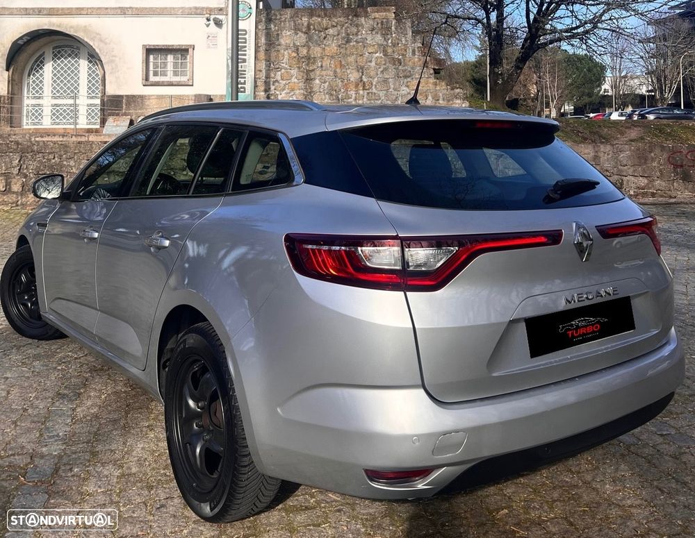 Renault Mégane Sport Tourer BLUE dCi 115 EDC INTENS - 3