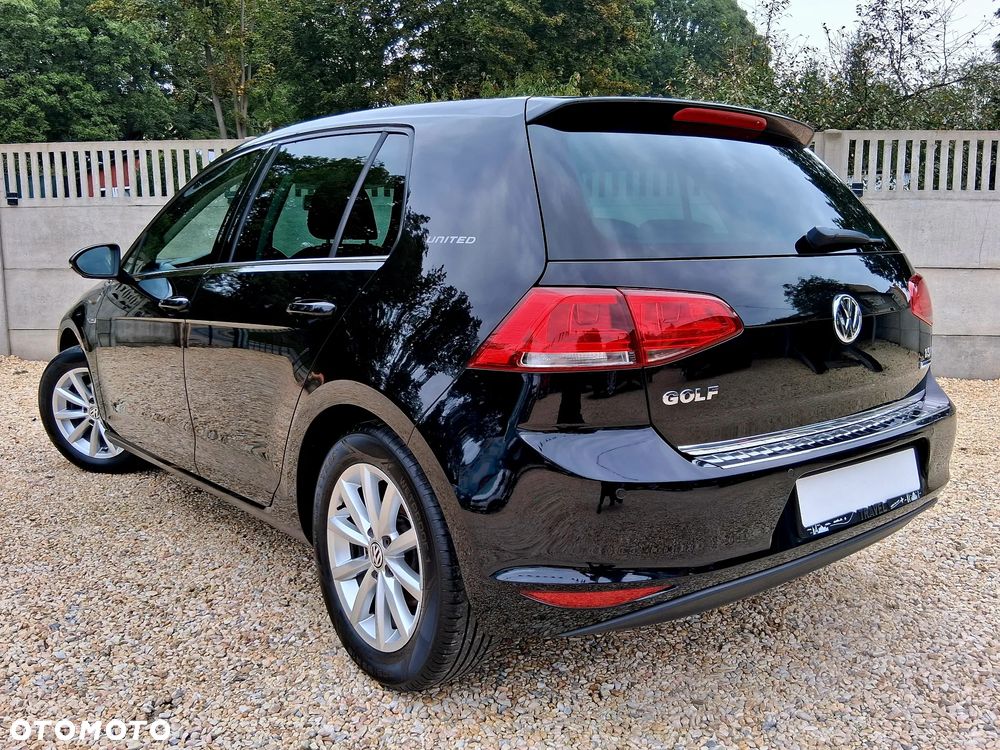 Volkswagen Golf - 2