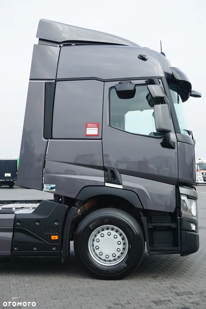 Renault T 460 / EURO 6 / ACC / SLEEPER CAB - 36