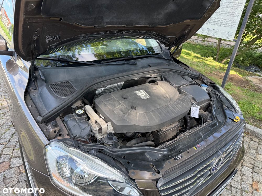 Volvo XC 60 D3 Geartronic Momentum - 32