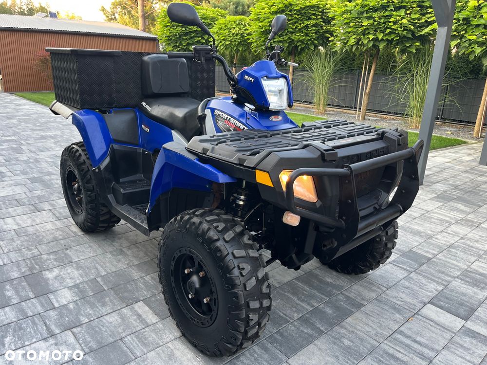 Polaris Sportsman - 1