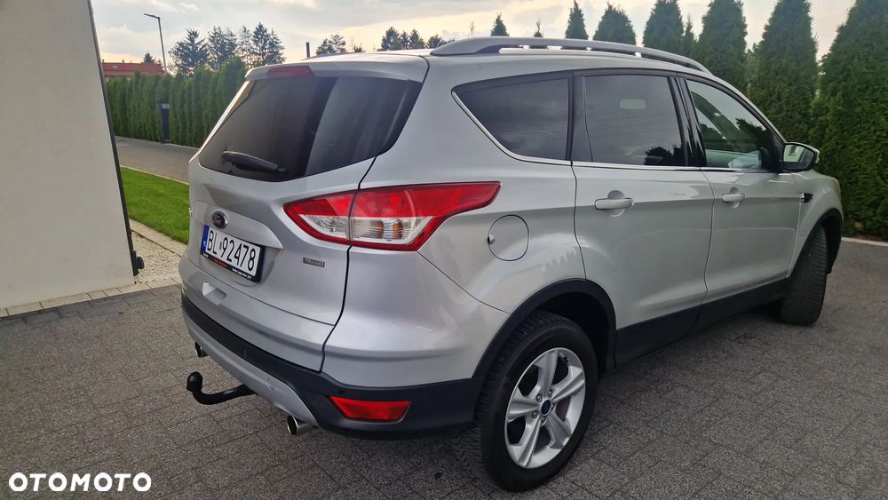 Ford Kuga 1.6 EcoBoost 2x4 Titanium - 27