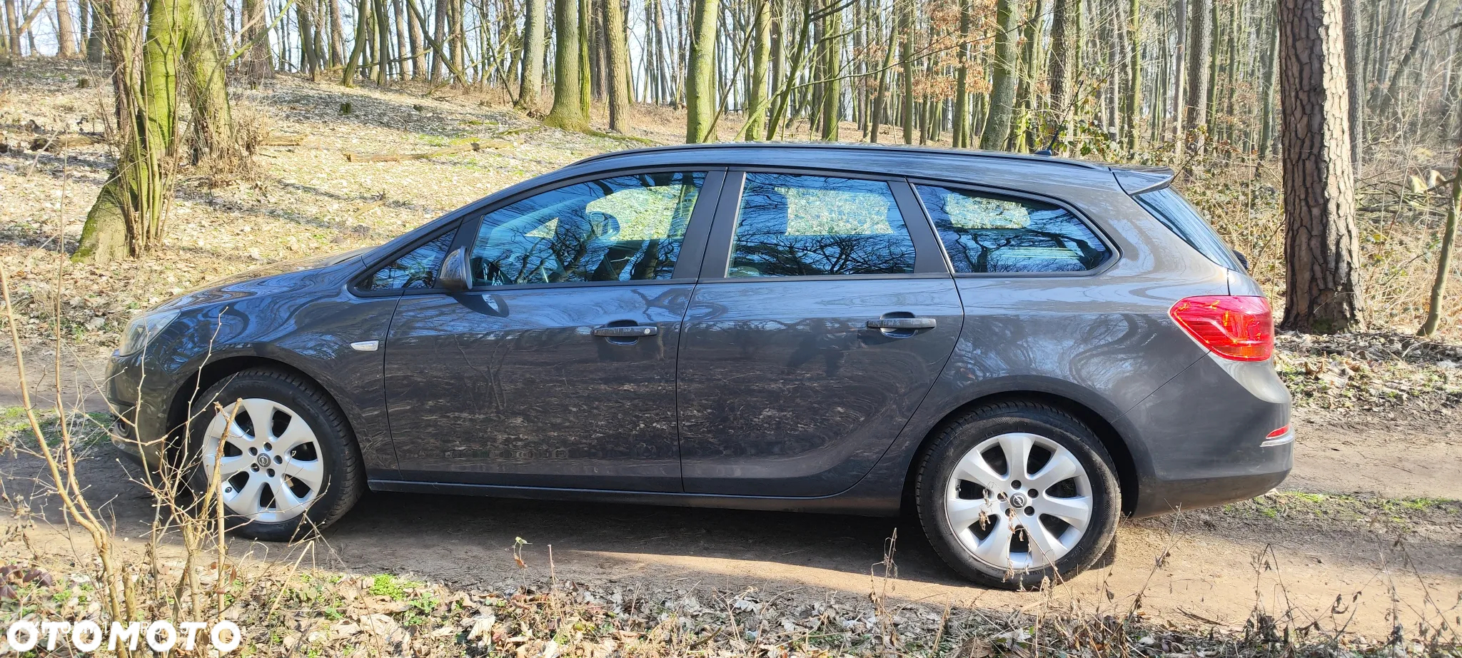 Opel Astra 1.4 Turbo Sports Tourer - 2