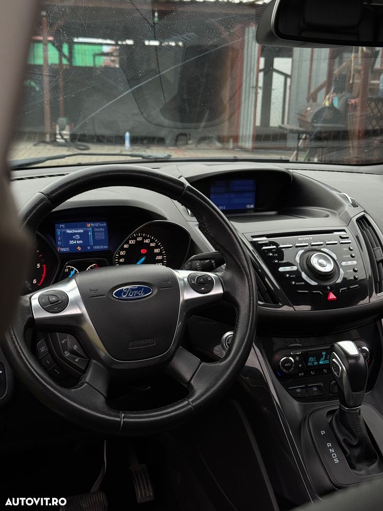 Ford Kuga 2.0 TDCi Powershift 4WD Titanium - 2