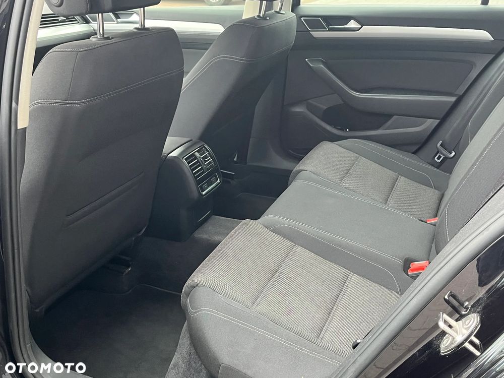 Volkswagen Passat 1.8 TSI BMT Comfortline DSG - 16