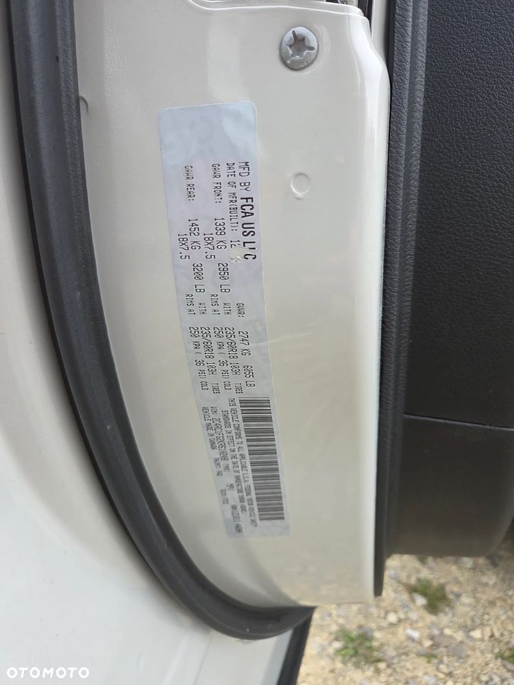 Chrysler Pacifica - 18
