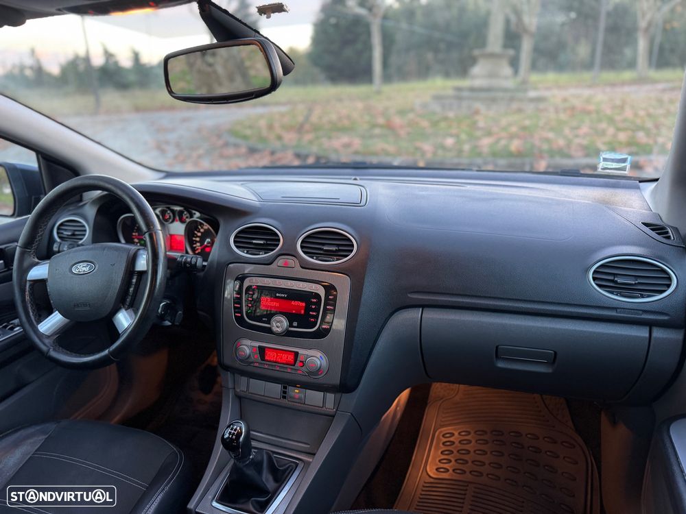 Ford Focus SW 1.6 TDCi Titanium 17 - 14