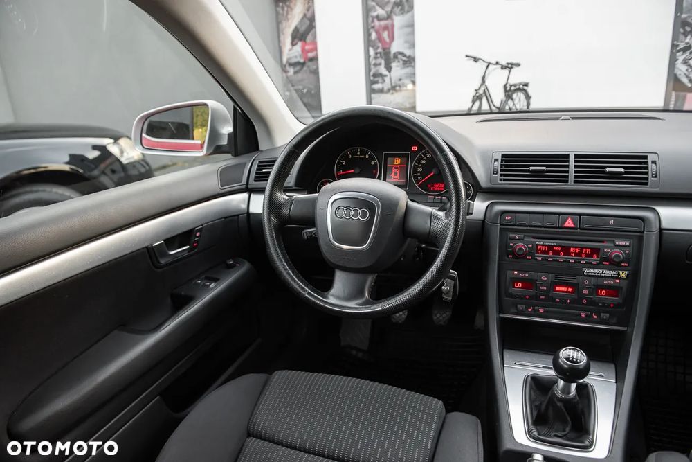 Audi A4 - 24