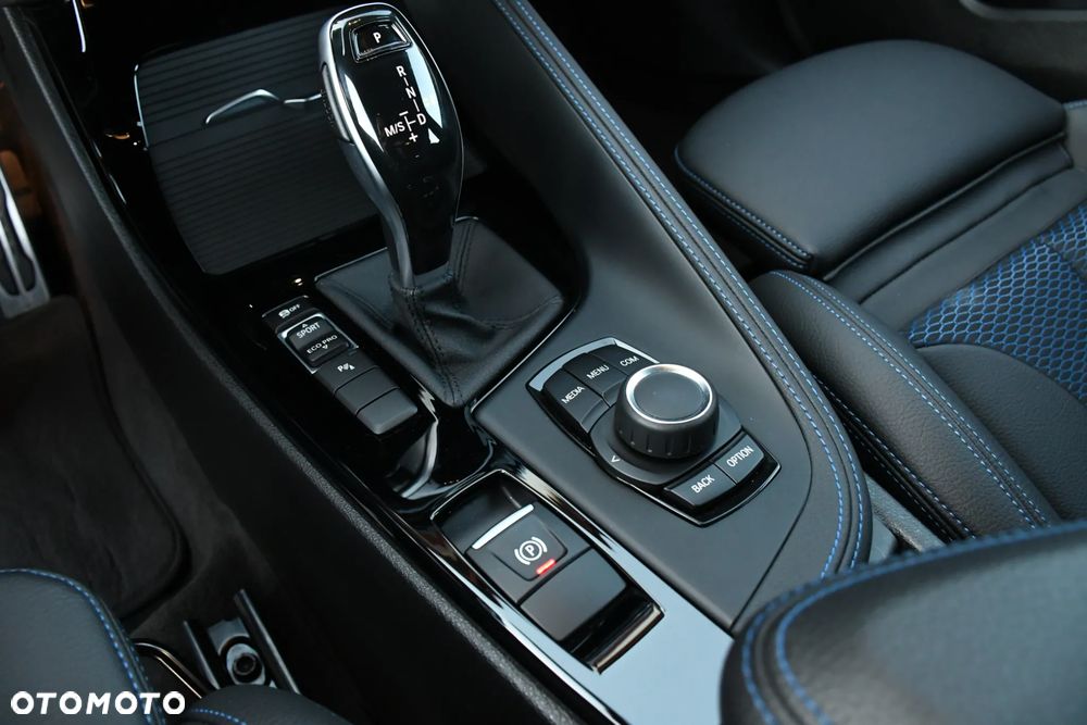 BMW X2 sDrive18i M Sport - 27
