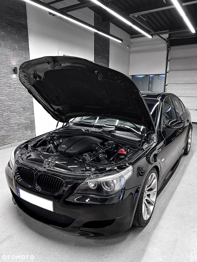 BMW M5 - 4