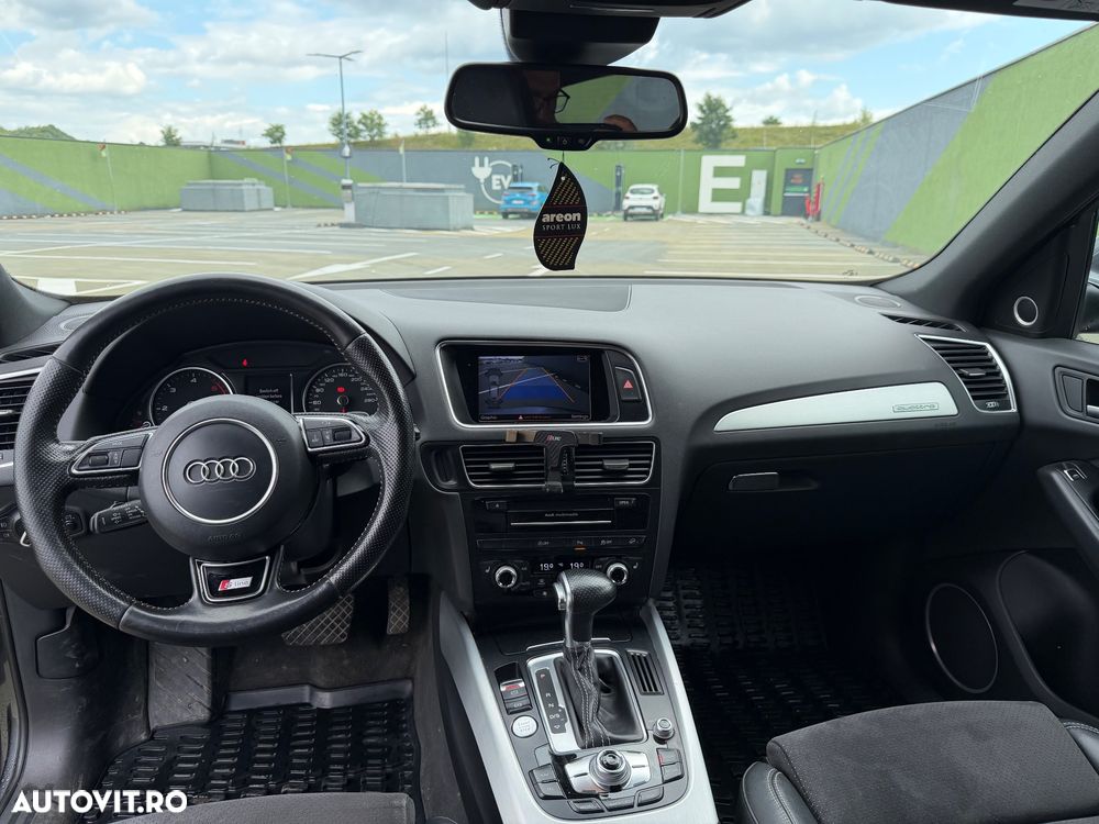 Audi Q5 - 10