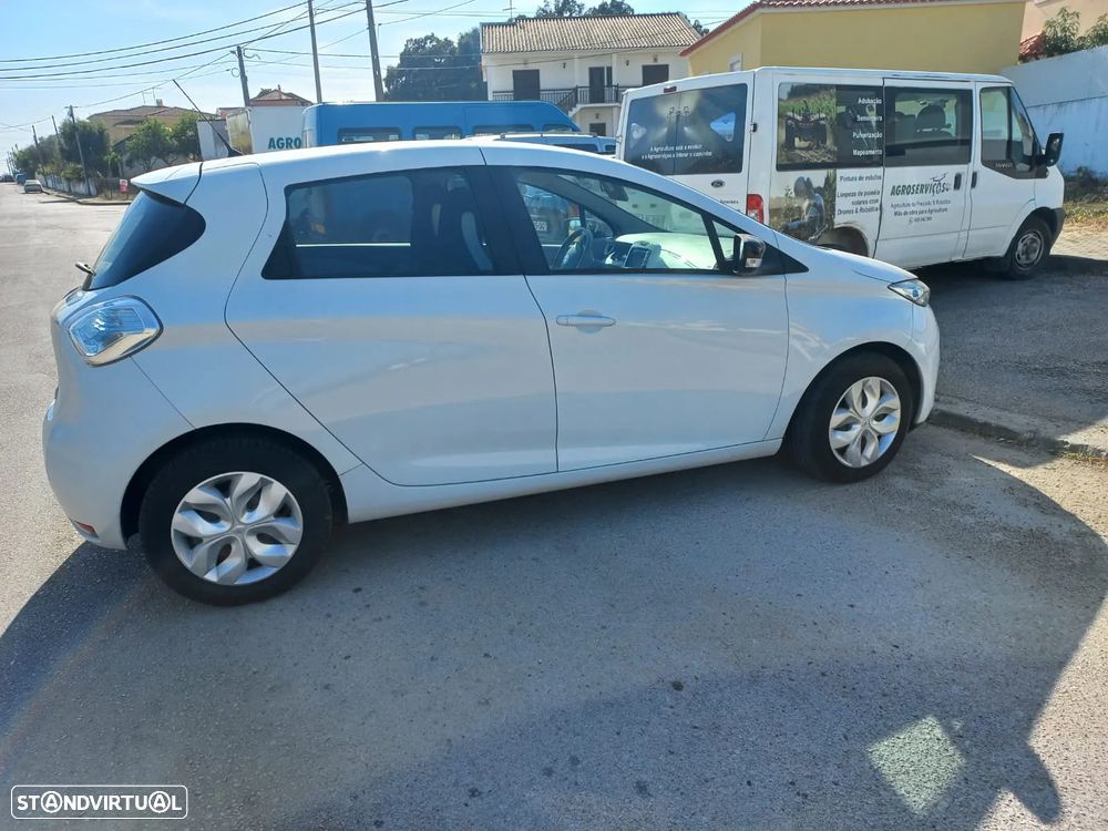 Renault Zoe (c/ Bateria) 22 kwh Life - 8