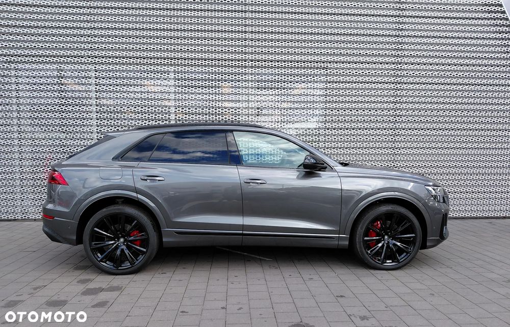 Audi Q8 - 4