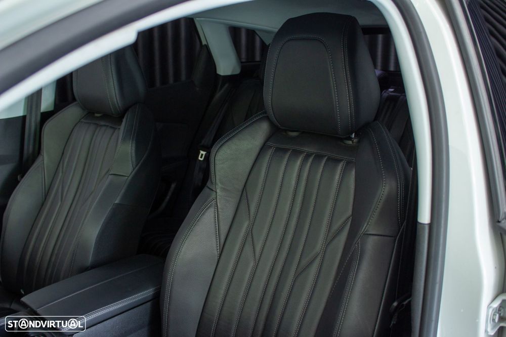 Peugeot 3008 1.2 PureTech Allure EAT8 - 7