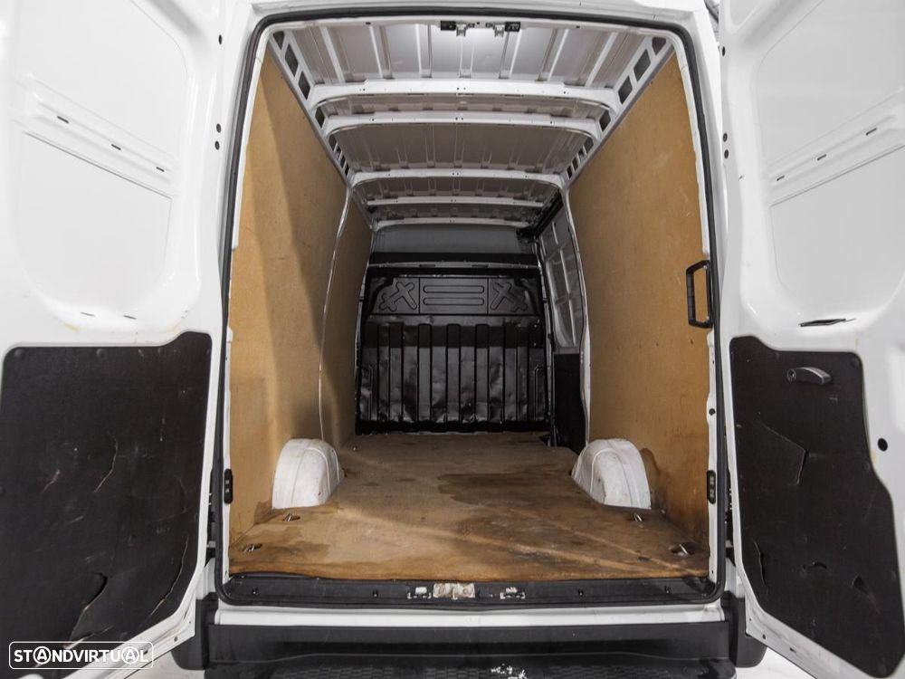 Iveco Daily 2.3 12m3 c/IVA - 7