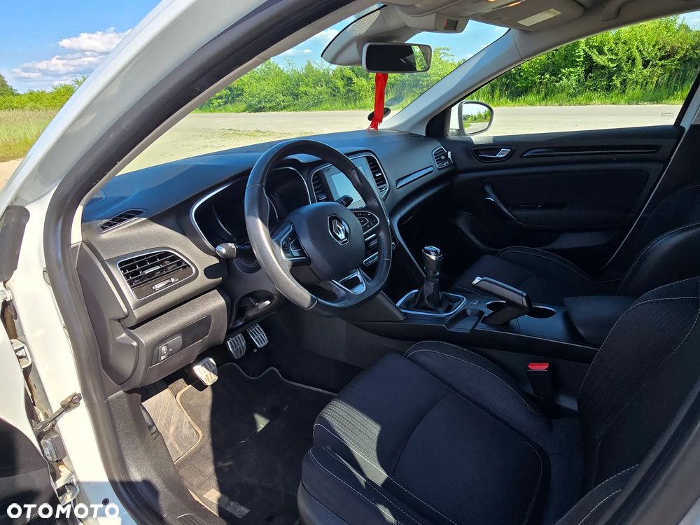 Renault Megane ENERGY TCe 100 INTENS - 12