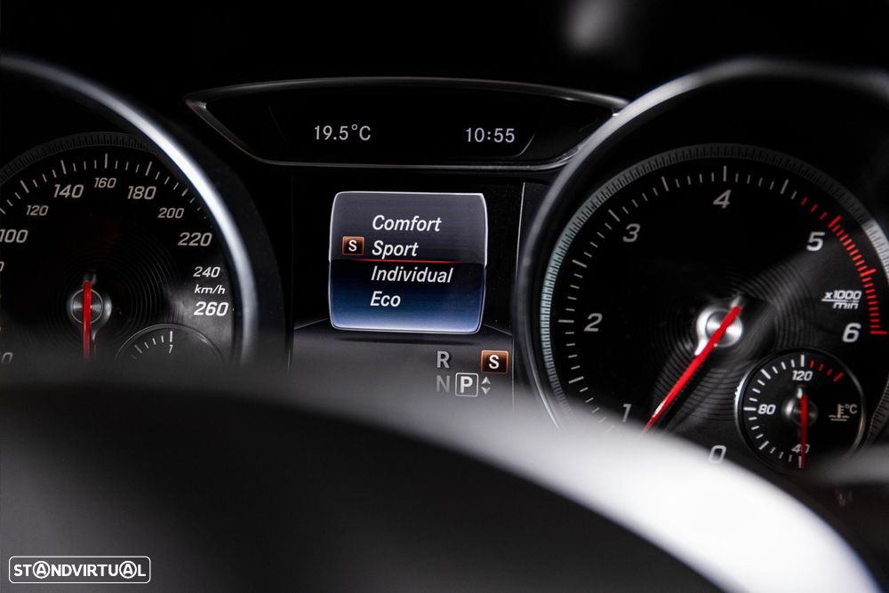 Mercedes-Benz CLA 200 d Urban Aut. - 13