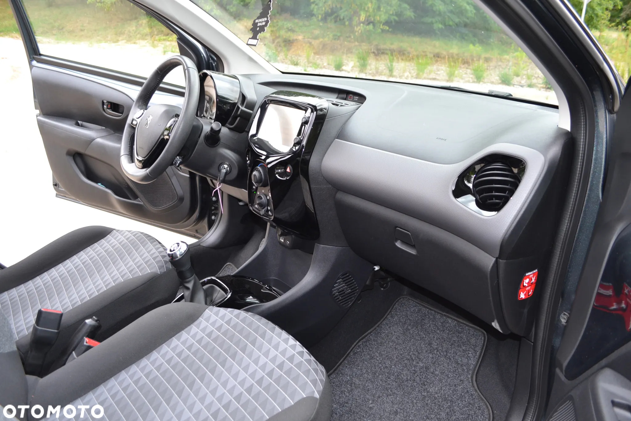Peugeot 108 - 9