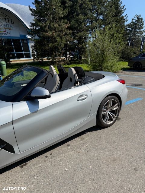 BMW Z4 sDrive30i AT - 9