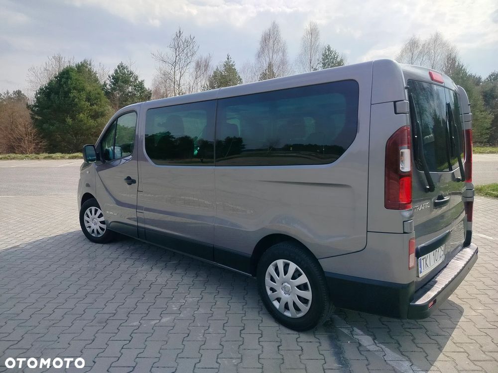 Renault Trafic - 13