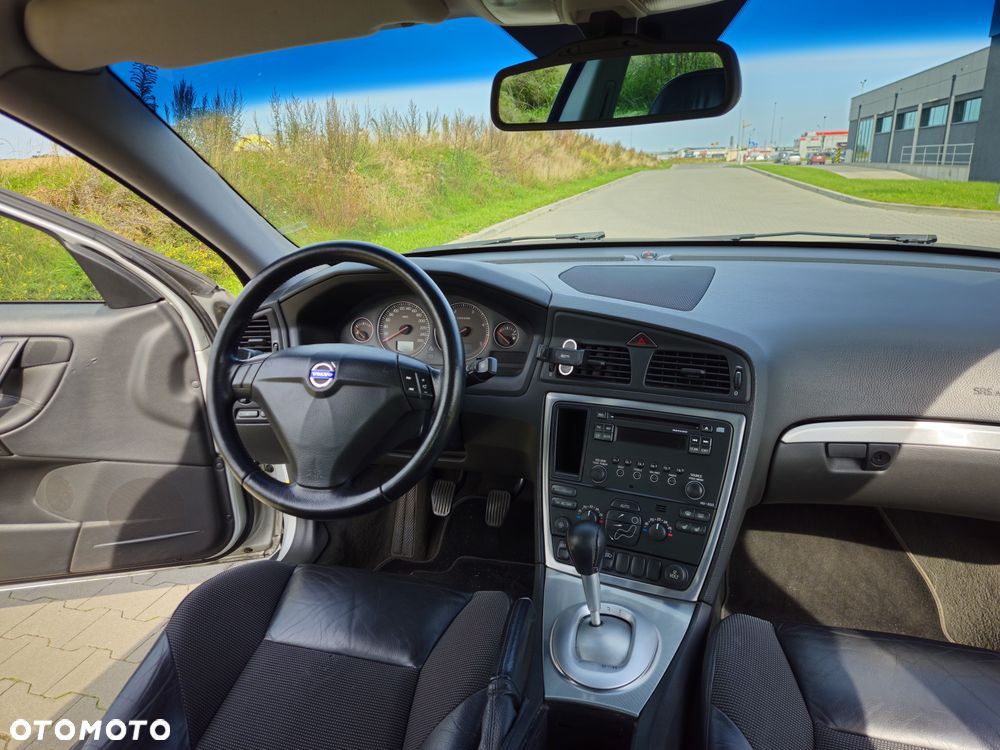 Volvo S60 2.4D5 Momentum - 15