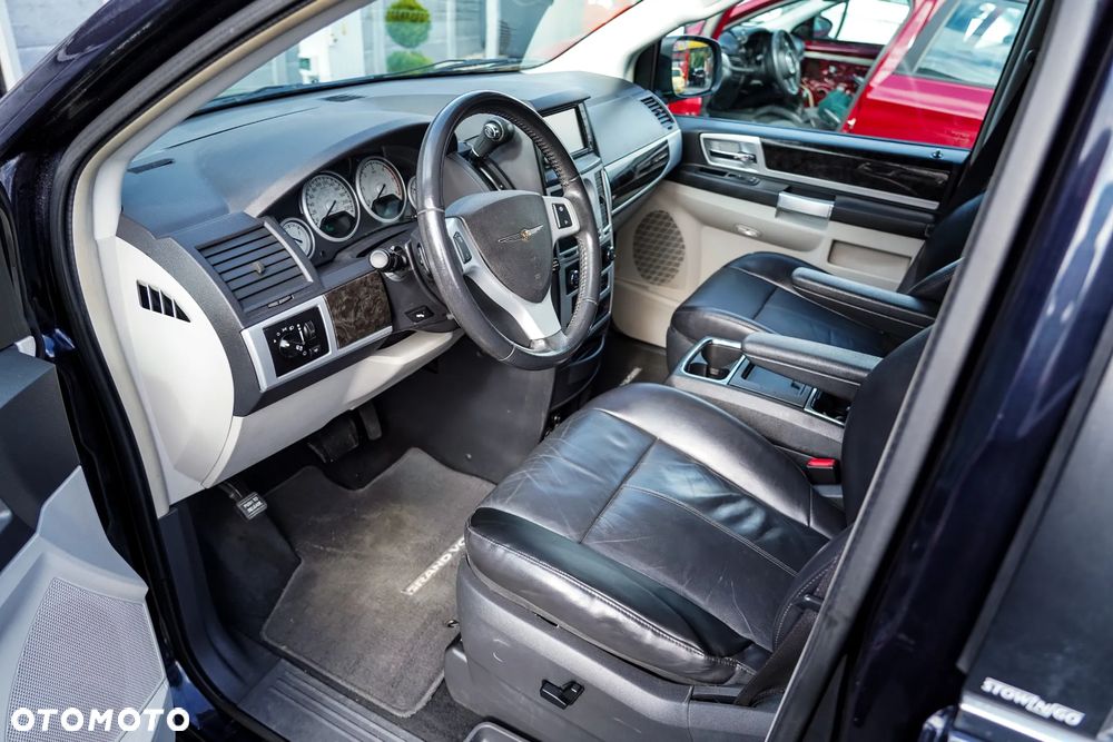 Chrysler Grand Voyager 2.8 CRD Automatik Limited - 11