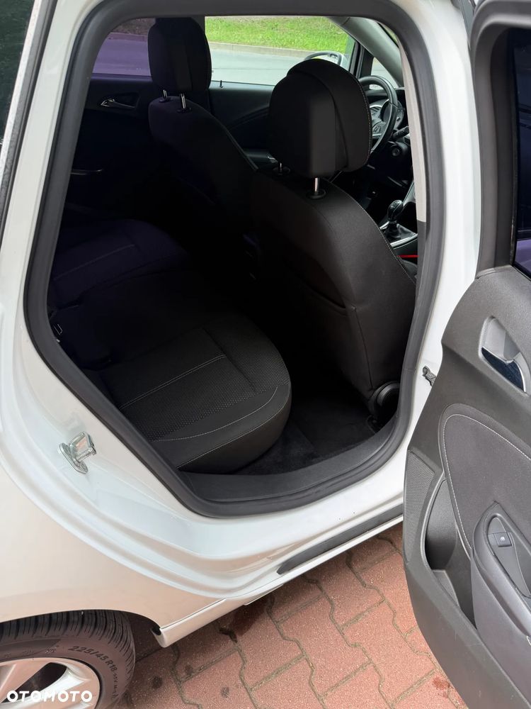 Opel Astra 1.4 T Sport - 15