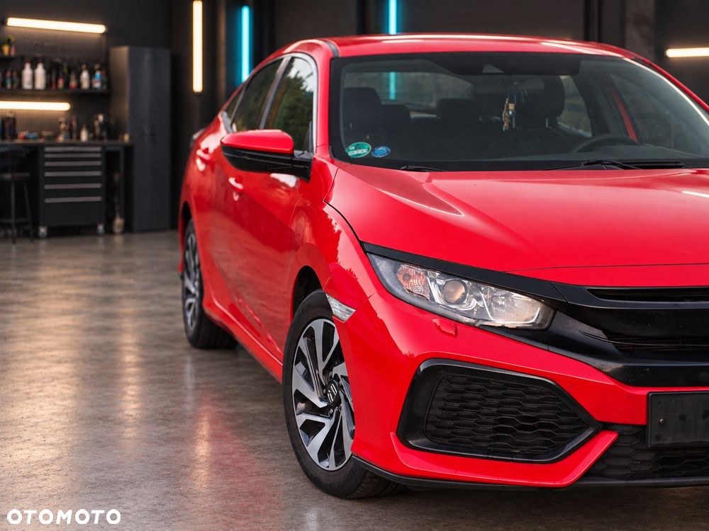 Honda Civic 1.0 i-VTEC Turbo Comfort Sport Line - 15