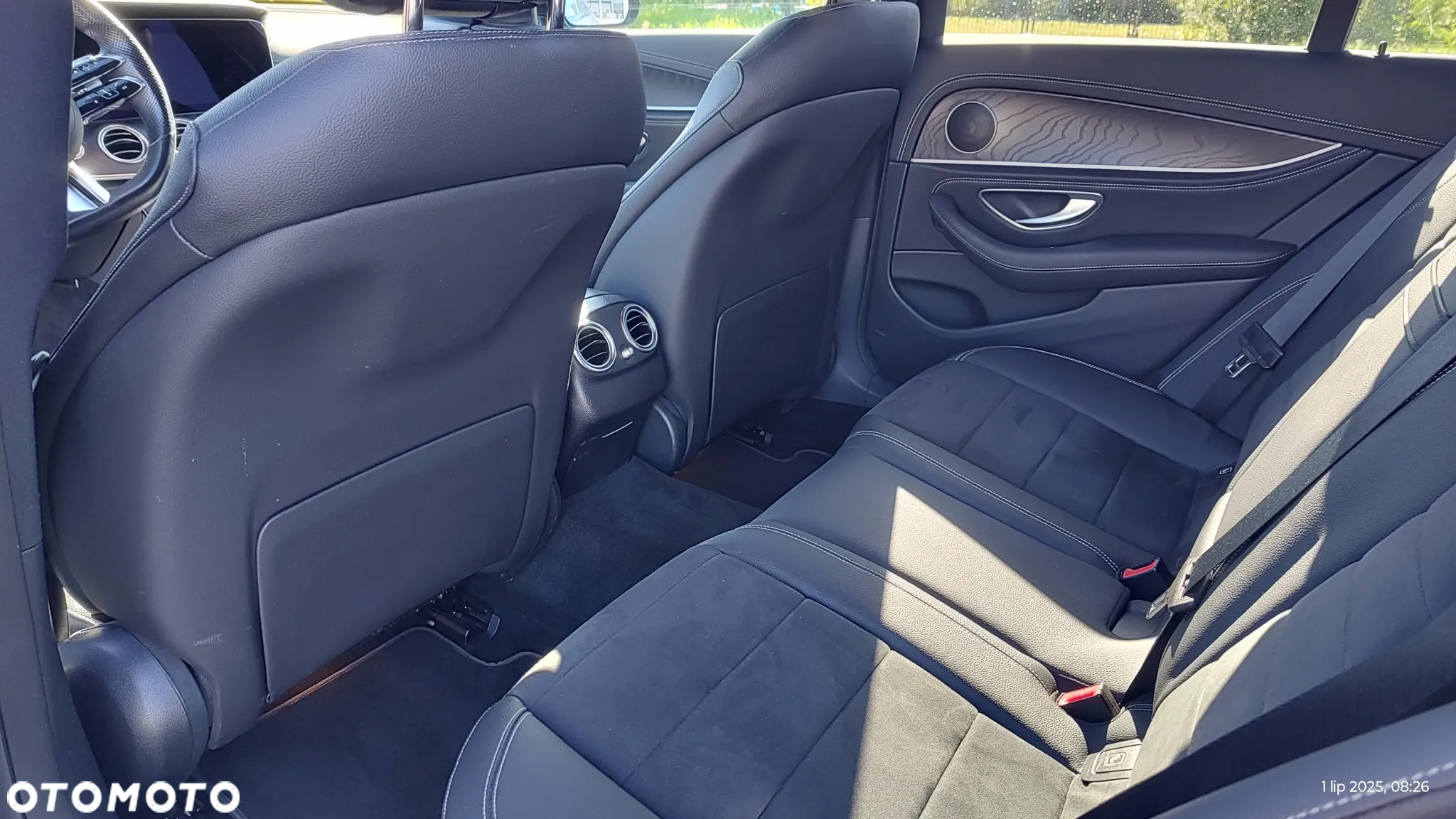 Mercedes-Benz Klasa E 220 d T 9G-TRONIC AMG Line - 10