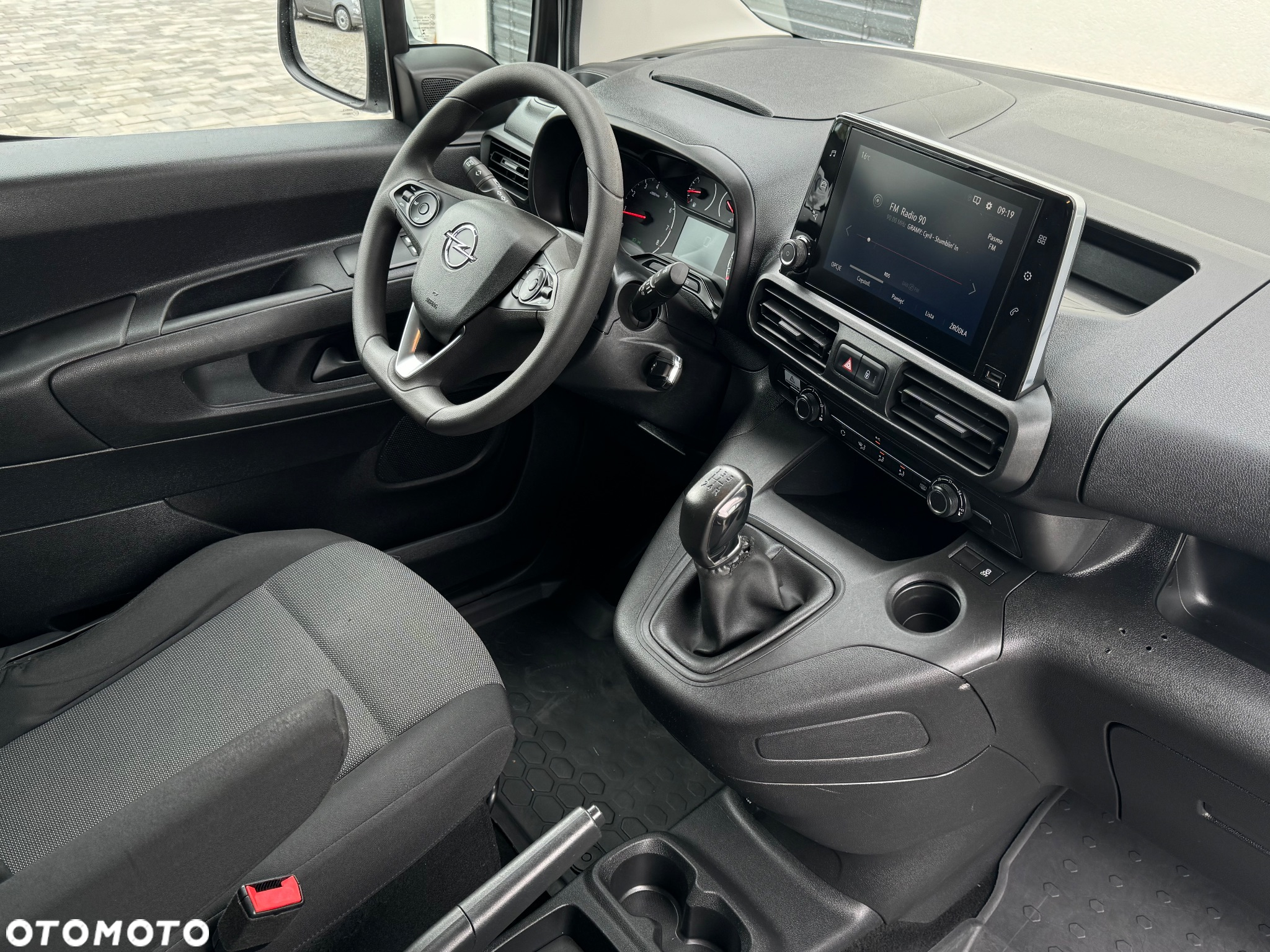 Opel Combo - 25
