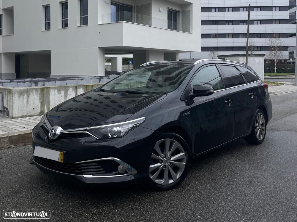 Toyota Auris Touring Sports 1.8 HSD Exclusive - 1