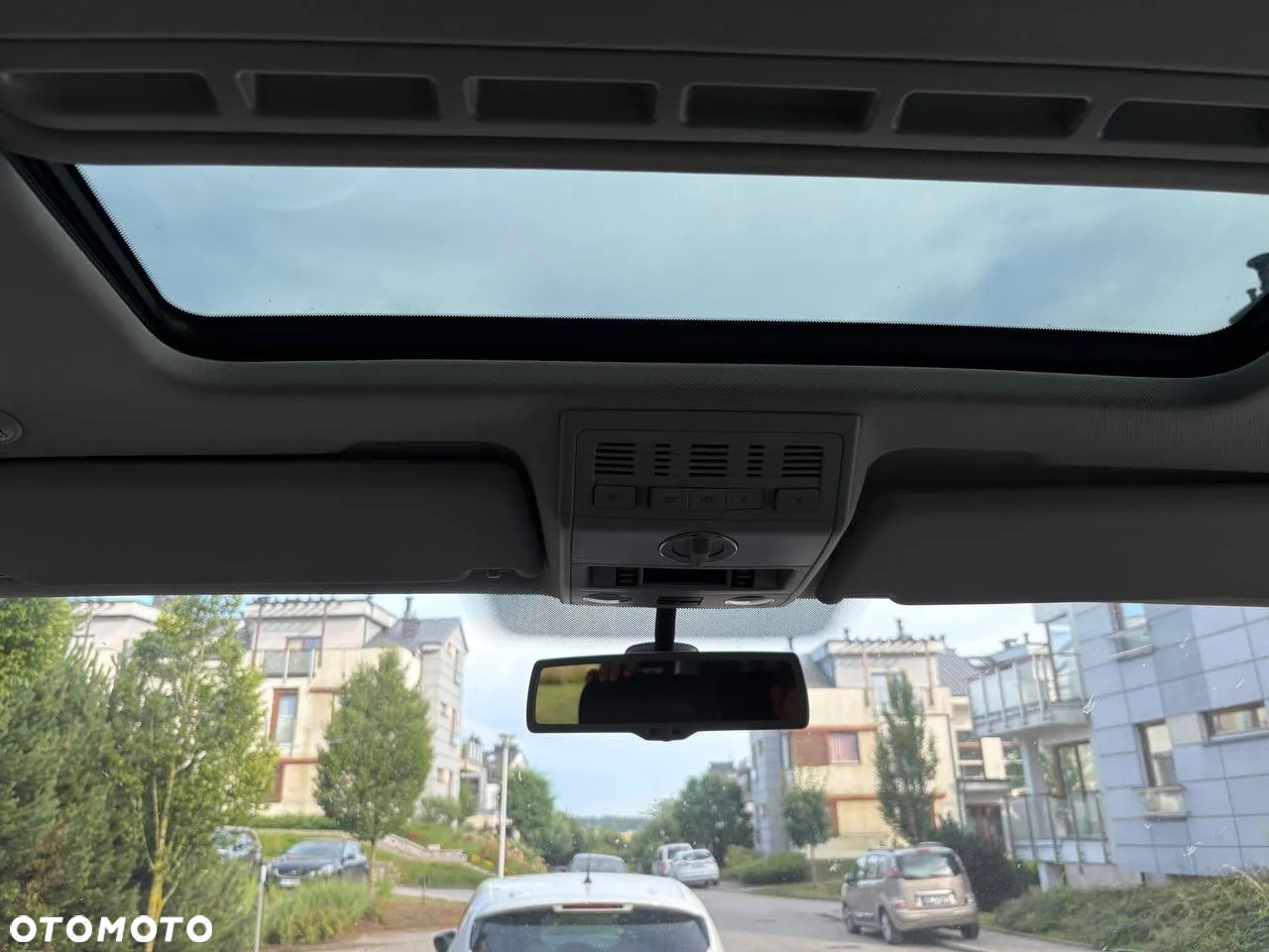 Volkswagen Multivan - 4