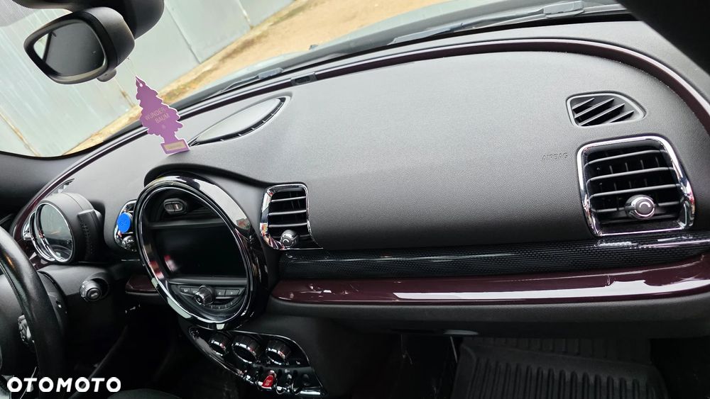 MINI Clubman Cooper D - 8
