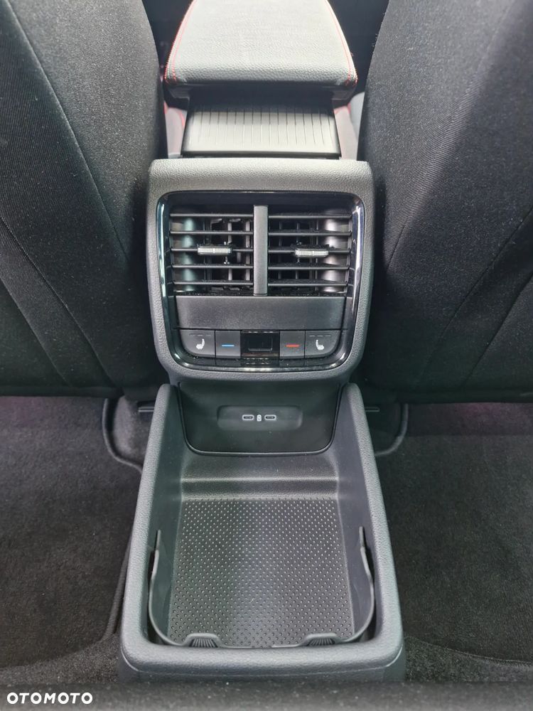 Skoda Octavia 2.0 TSI RS DSG - 16