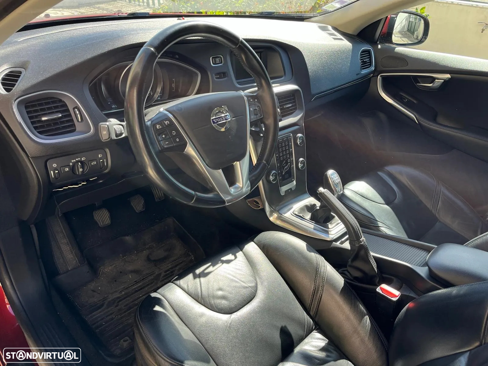 Volvo V40 1.6 D2 Momentum - 13