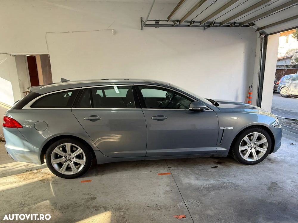 Jaguar XF 2.2D Premium Luxury - 1