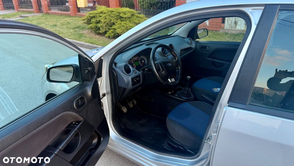 Ford Fiesta 1.4 Silver Magic - 7