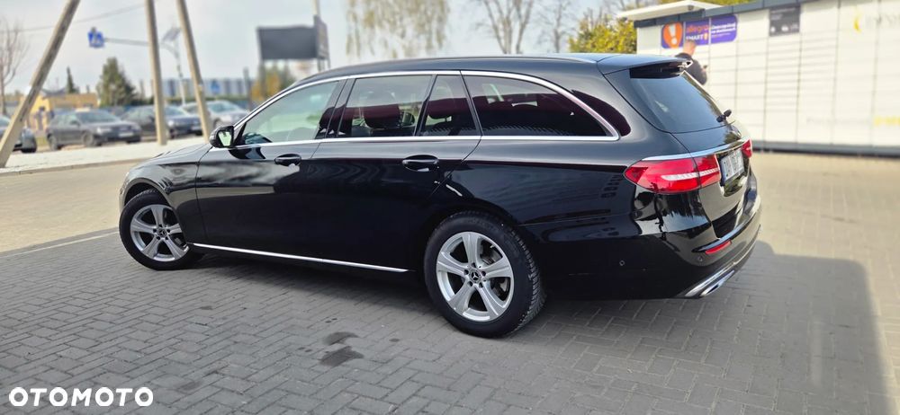 Mercedes-Benz Klasa E 220 d 9G-TRONIC - 16