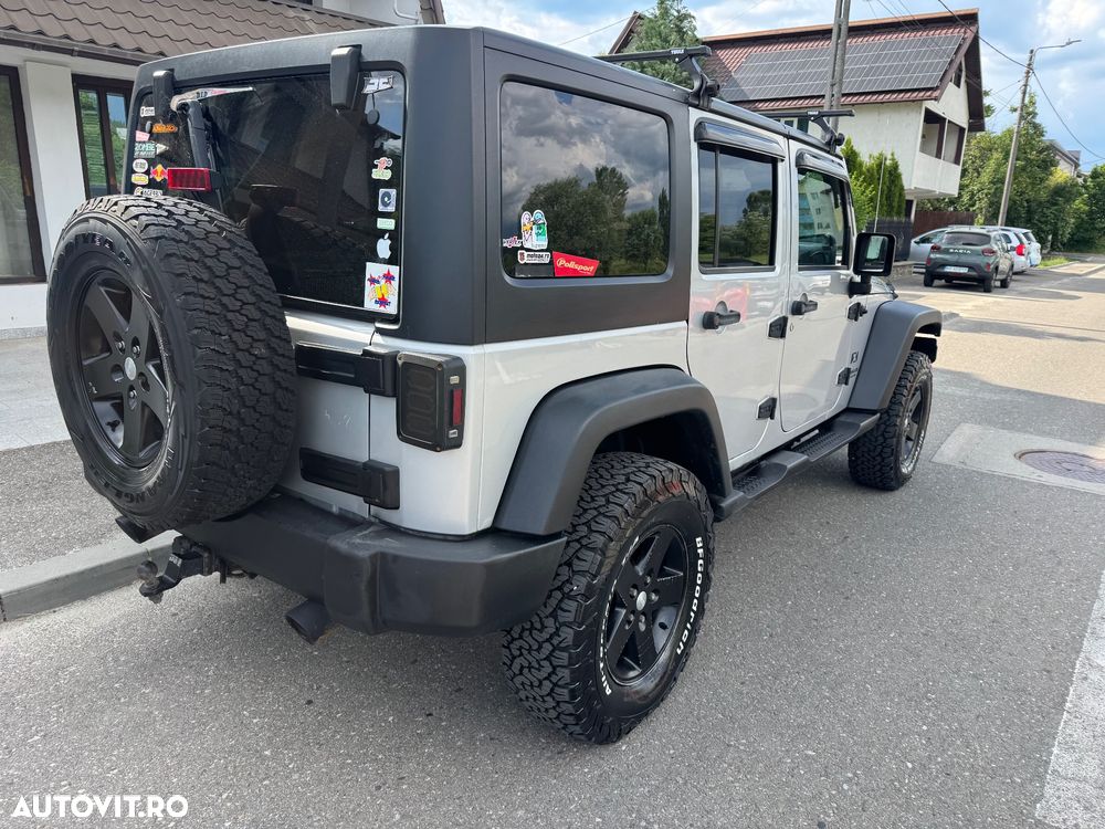 Jeep Wrangler - 5