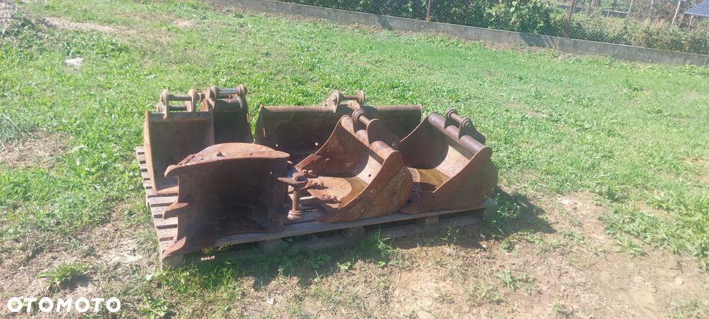 Takeuchi TB230 - 11
