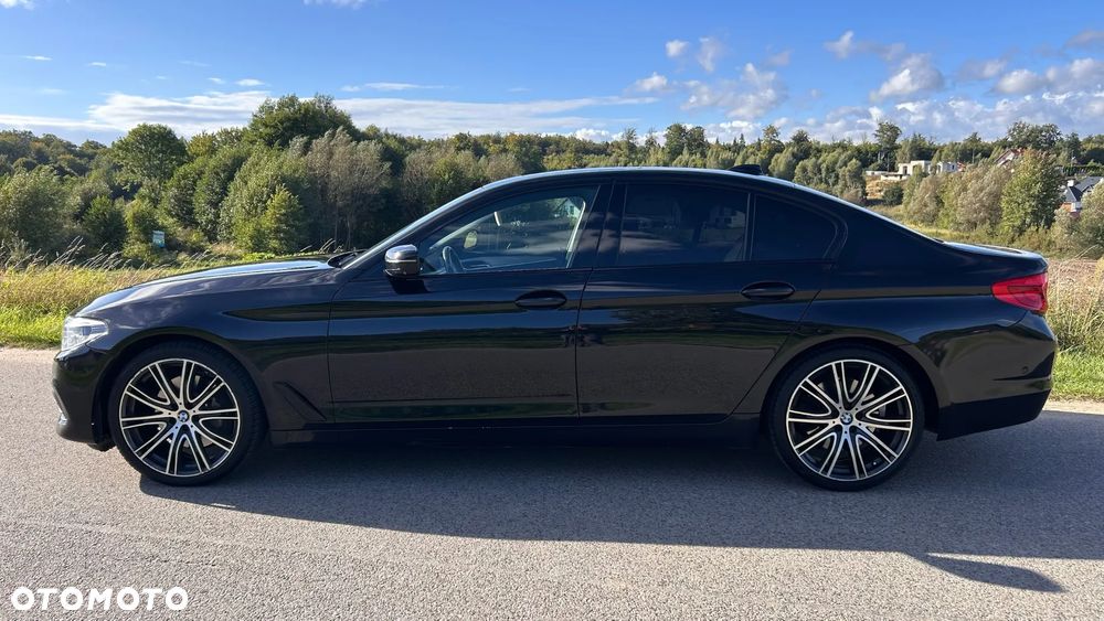 BMW Seria 5 530d xDrive - 7
