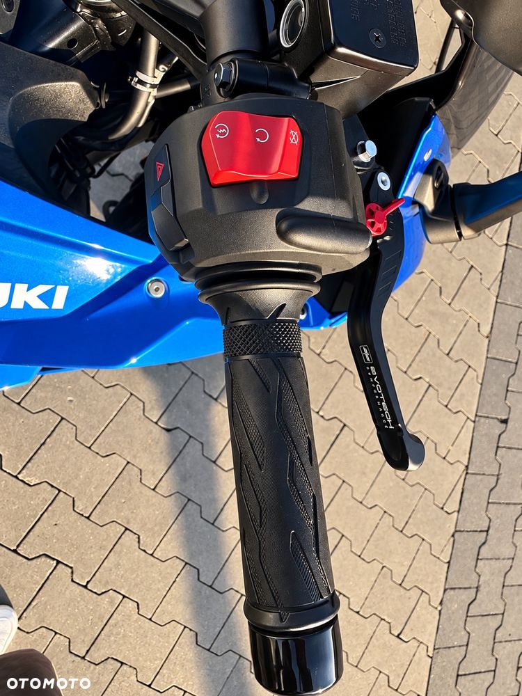 Suzuki GSX-R - 27