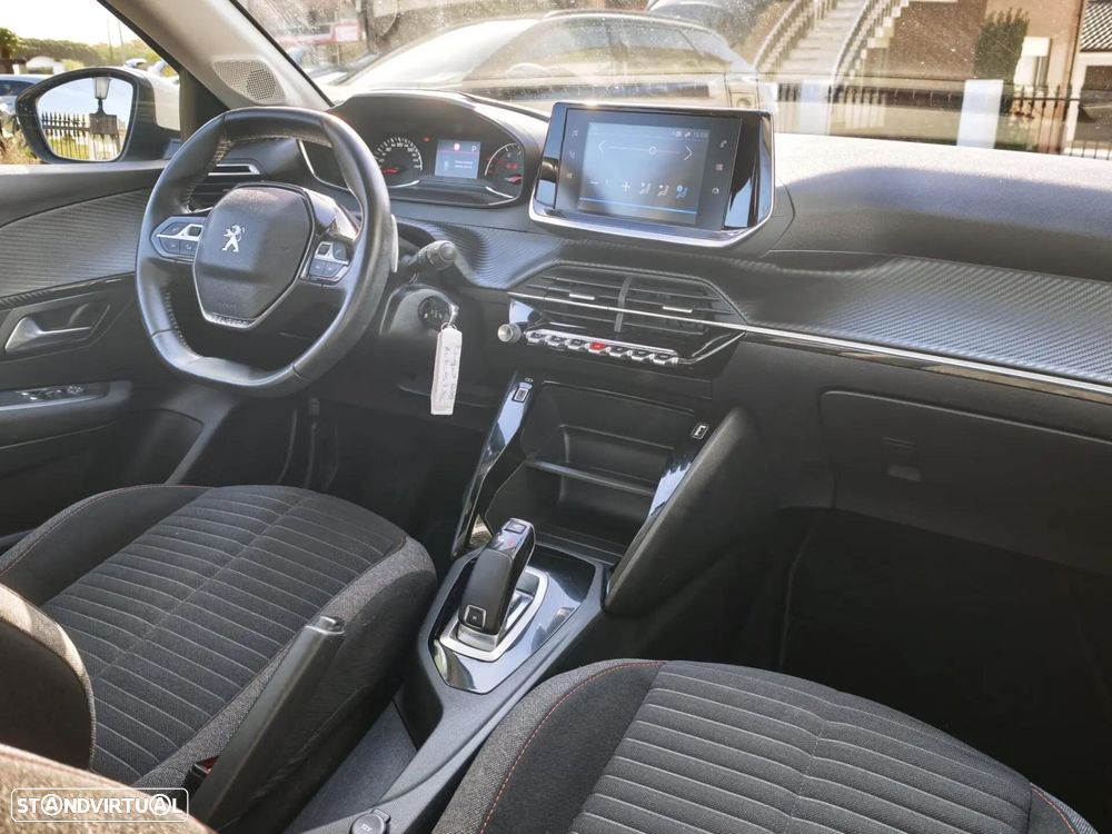 Peugeot 208 1.2 PureTech Allure Pack EAT8 - 7