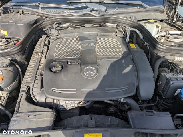 Mercedes-Benz Klasa E 300 4Matic 7G-TRONIC Avantgarde - 7