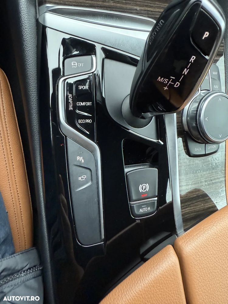BMW Seria 5 540i xDrive Aut. - 12