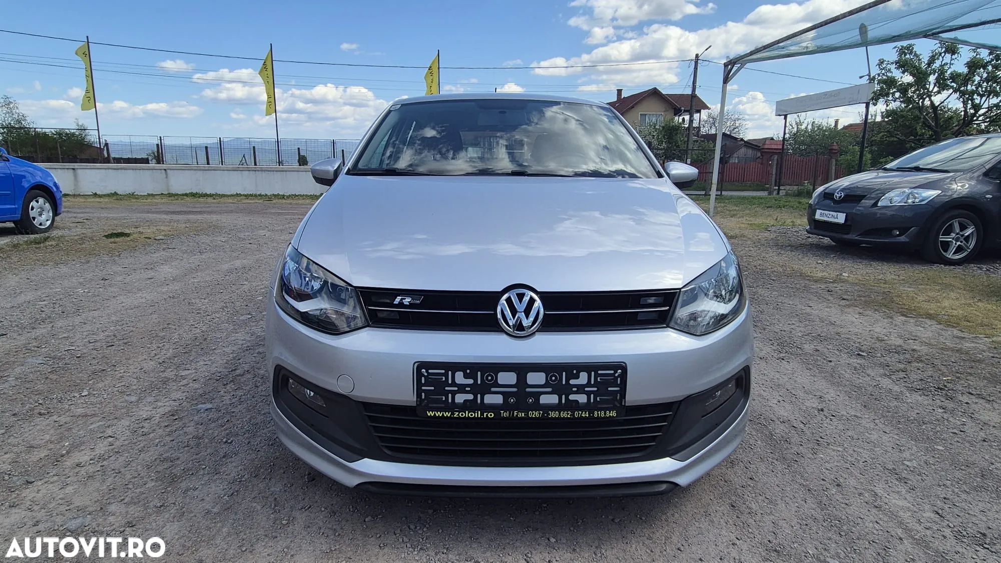 Volkswagen Polo - 1