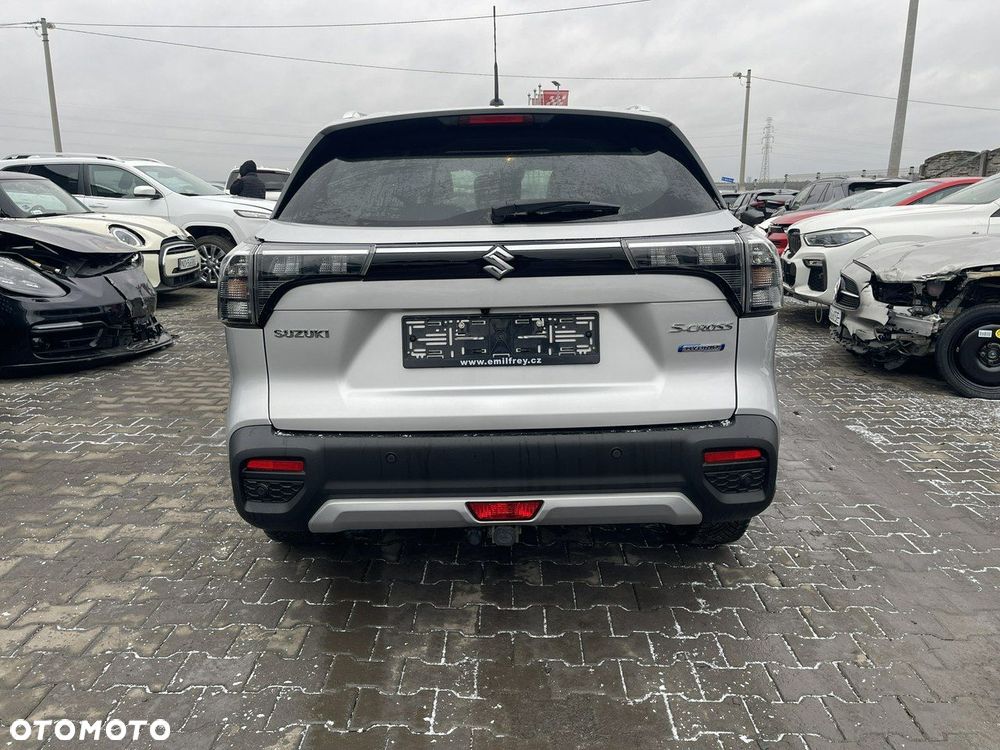 Suzuki SX4 S-Cross - 8