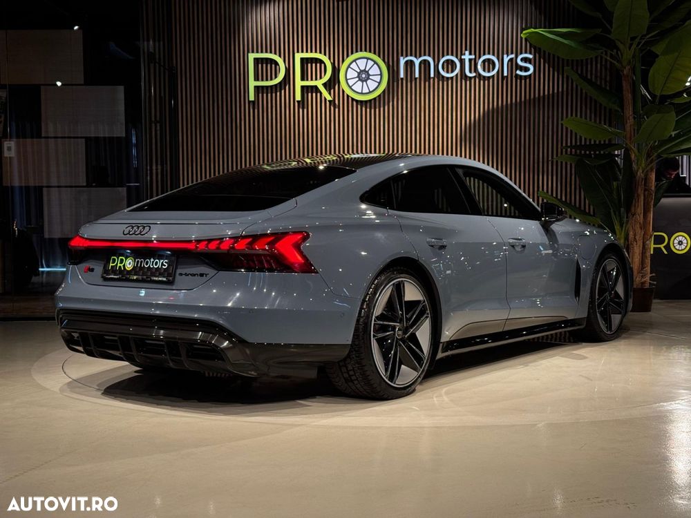 Audi e-tron GT RS quattro - 10